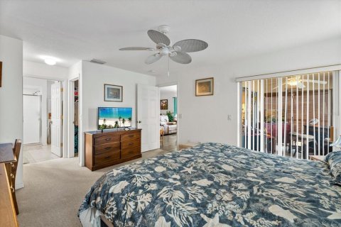 Condo in North Port, Florida, 3 bedrooms № 2201050 - photo 15
