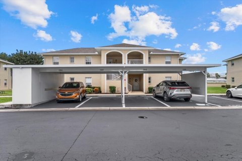 Condo in North Port, Florida, 3 bedrooms № 2201050