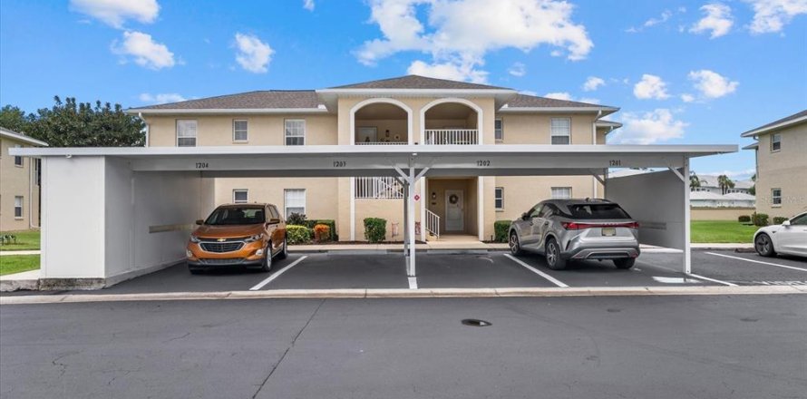 Condo in North Port, Florida, 3 bedrooms № 2201050