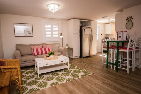 Propiedad comercial en venta en Sarasota, Florida, 133.87 m2 № 2166239 - foto 8