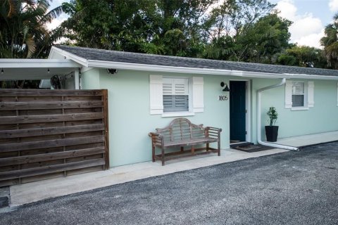 Propiedad comercial en venta en Sarasota, Florida, 133.87 m2 № 2166239 - foto 2