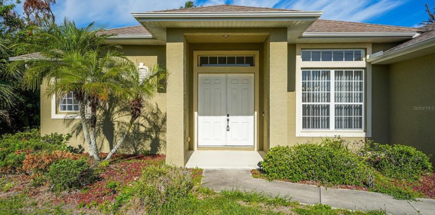 Casa en North Port, Florida 3 dormitorios, 171.31 m2 № 2111274