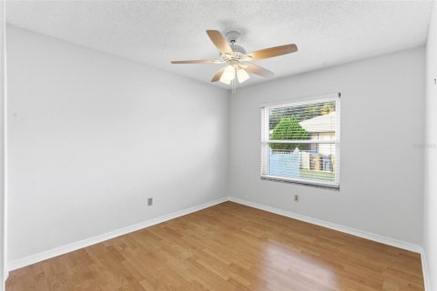 Villa ou maison à vendre à Kissimmee, Floride: 3 chambres, 153.85 m2 № 2091876 - photo 24