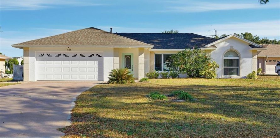Villa ou maison à Kissimmee, Floride 3 chambres, 153.85 m2 № 2091876