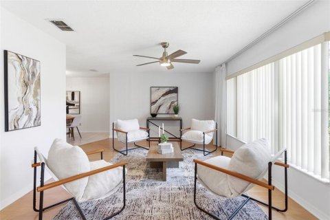 Villa ou maison à vendre à Kissimmee, Floride: 3 chambres, 153.85 m2 № 2091876 - photo 6