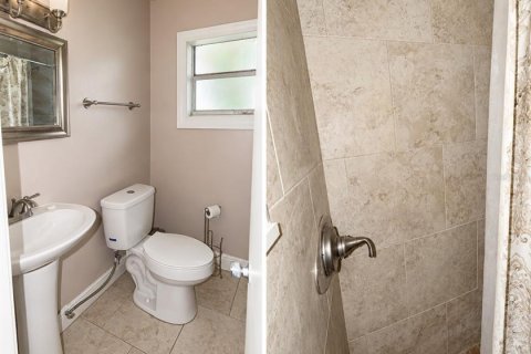 Villa ou maison à louer à Orlando, Floride: 3 chambres, 107.58 m2 № 2380994 - photo 11