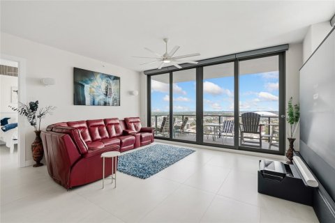 Copropriété à louer à Saint Petersburg, Floride: 2 chambres, 154.5 m2 № 2222598 - photo 17