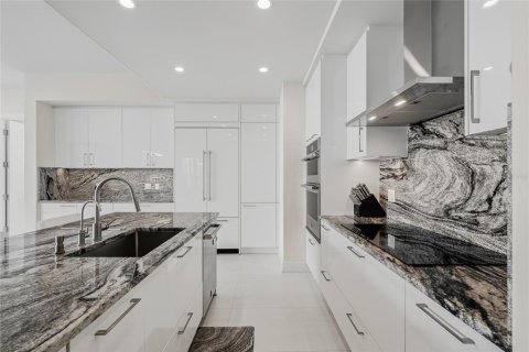 Copropriété à louer à Saint Petersburg, Floride: 2 chambres, 154.5 m2 № 2222598 - photo 6