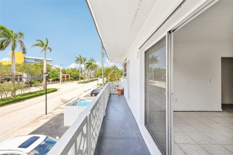 Copropriété à vendre à North Miami, Floride: 2 chambres № 2034774 - photo 19