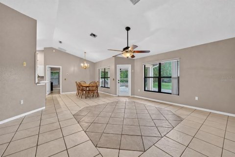 Villa ou maison à vendre à Ocala, Floride: 3 chambres, 170.2 m2 № 2416468 - photo 16