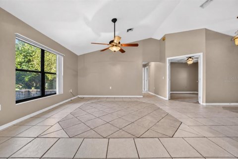 Villa ou maison à vendre à Ocala, Floride: 3 chambres, 170.2 m2 № 2416468 - photo 15