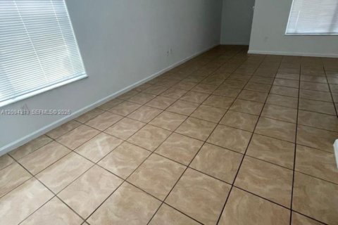 Copropriété à vendre à Coral Springs, Floride: 2 chambres, 98.85 m2 № 2382040 - photo 4