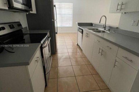 Condo à Coral Springs, Floride, 2 chambres  № 2382040