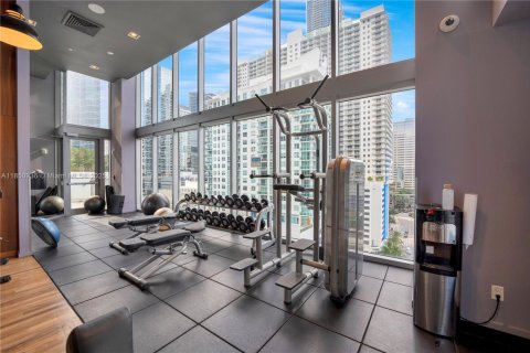 Condo in Miami, Florida, 1 bedroom  № 1855017 - photo 12