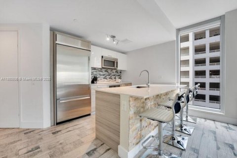 Condo in Miami, Florida, 1 bedroom  № 1855017 - photo 27