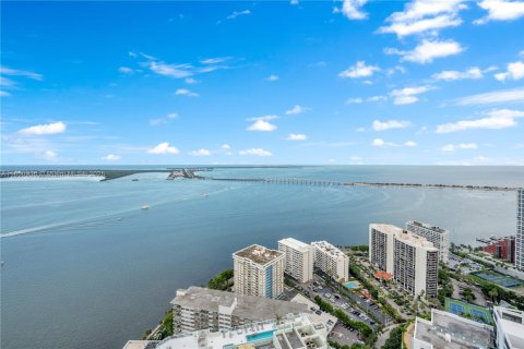 Condo in Miami, Florida, 1 bedroom  № 1855017 - photo 6