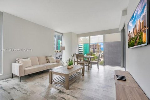 Condo in Miami, Florida, 1 bedroom  № 1855017 - photo 22