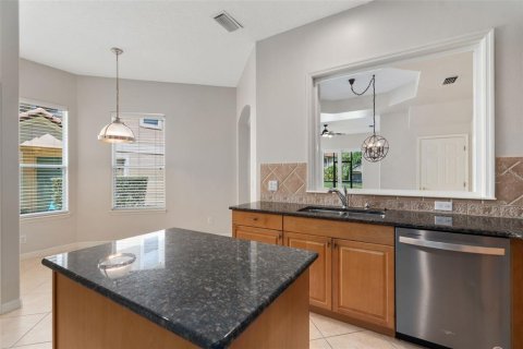 Townhouse in Orlando, Florida 3 bedrooms, 252.51 sq.m. № 2354858 - photo 6
