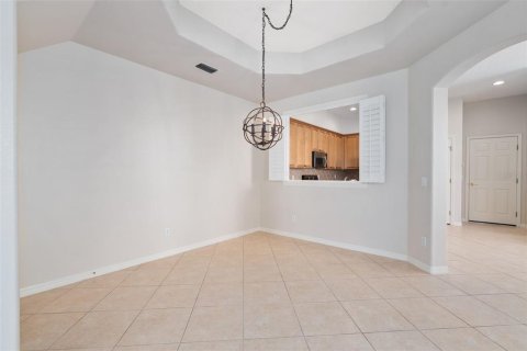 Townhouse in Orlando, Florida 3 bedrooms, 252.51 sq.m. № 2354858 - photo 12