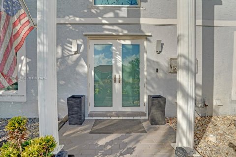 House in Davie, Florida 4 bedrooms, 225.01 sq.m. № 2043338 - photo 6