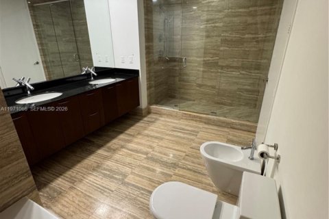 Condominio en alquiler en Sunny Isles Beach, Florida, 2 dormitorios, 133.31 m2 № 2033634 - foto 19