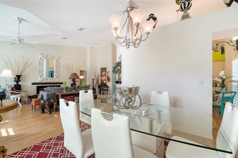 Condo in Sarasota, Florida, 3 bedrooms  № 1900656 - photo 8