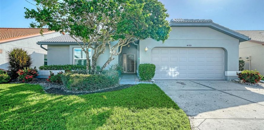 Condo in Sarasota, Florida, 3 bedrooms № 1900656