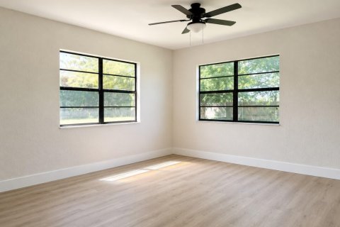 Villa ou maison à louer à St. Lucie, Floride: 4 chambres, 163.88 m2 № 2295649 - photo 7