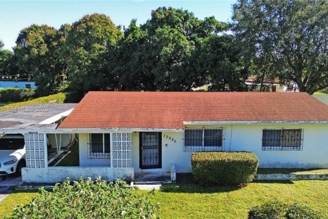 Villa ou maison à vendre à Miami, Floride: 3 chambres, 110 m2 № 2005103 - photo 9