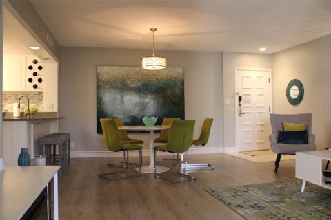 Condominio en venta en Palm Harbor, Florida, 1 dormitorio, 76.64 m2 № 2221668 - foto 29