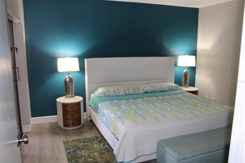 Condominio en venta en Palm Harbor, Florida, 1 dormitorio, 76.64 m2 № 2221668 - foto 18