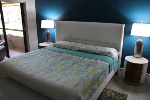 Condominio en venta en Palm Harbor, Florida, 1 dormitorio, 76.64 m2 № 2221668 - foto 16