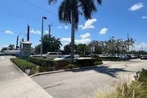 Oficina en alquiler en Oakland Park, Florida № 1132870 - foto 1