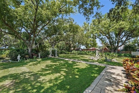 Casa en venta en Palm Harbor, Florida, 4 dormitorios, 259.66 m2 № 2298149 - foto 2