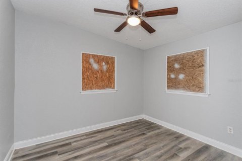 House in Orlando, Florida 4 bedrooms, 94.02 sq.m. № 1639931 - photo 6