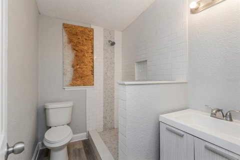 House in Orlando, Florida 4 bedrooms, 94.02 sq.m. № 1639931 - photo 9