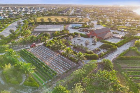 House in Loxahatchee Groves, Florida 3 bedrooms, 173.63 sq.m. № 1993300 - photo 25