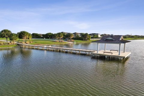 House in Loxahatchee Groves, Florida 3 bedrooms, 173.63 sq.m. № 1993300 - photo 23