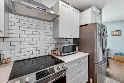 Casa en venta en Fort Lauderdale, Florida, 3 dormitorios, 152.64 m2 № 2245922 - foto 17