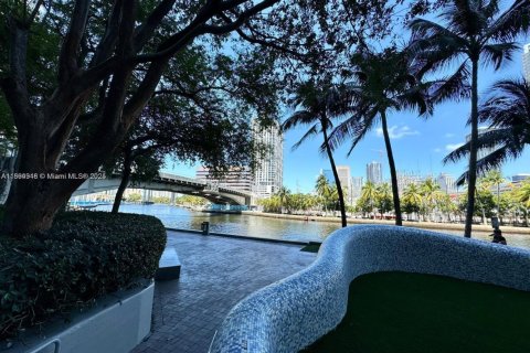 Condo in Miami, Florida, 3 bedrooms  № 1947273 - photo 25