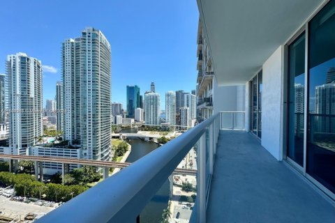 Condo in Miami, Florida, 3 bedrooms  № 1947273 - photo 19
