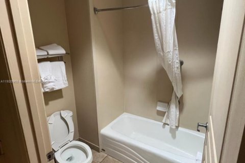 Купить кондоминиум в Орландо, Флорида 1 спальня, № 2018746 - фото 6