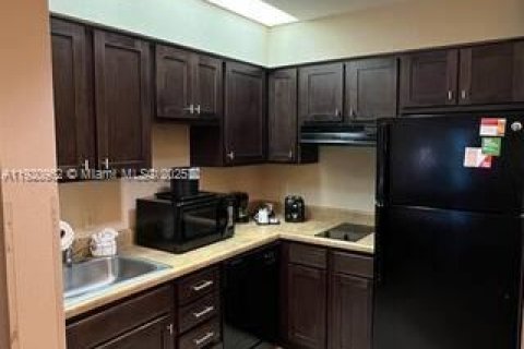 Купить кондоминиум в Орландо, Флорида 1 спальня, № 2018746 - фото 5