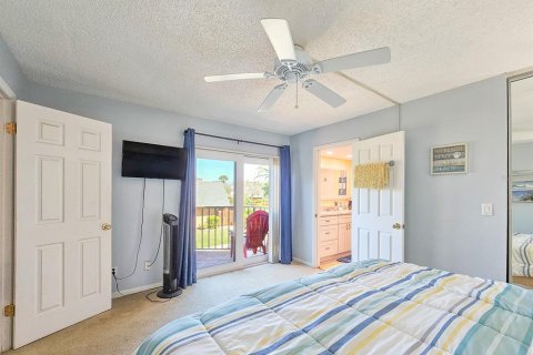 Townhouse in New Smyrna Beach, Florida 2 bedrooms, 123.37 sq.m. № 1529177 - photo 20