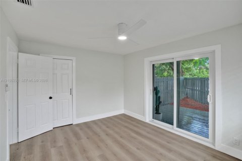 Villa ou maison à louer à Wilton Manors, Floride: 1 chambre, 69.68 m2 № 2400703 - photo 11