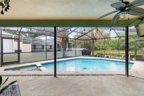 House in Tampa, Florida 4 bedrooms, 192.68 sq.m. № 1774804 - photo 8