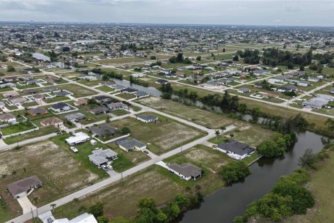 Land in Cape Coral, Florida № 2221203 - photo 13
