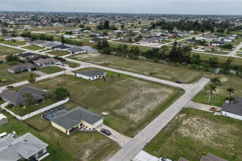 Land in Cape Coral, Florida № 2221203 - photo 7