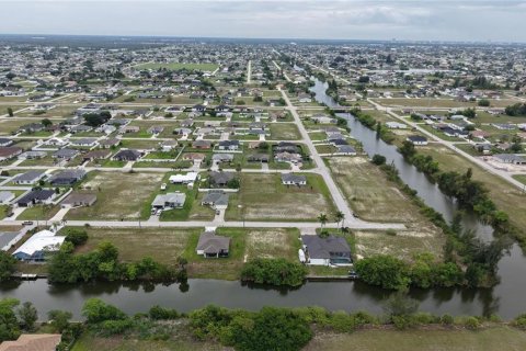 Land in Cape Coral, Florida № 2221203 - photo 14