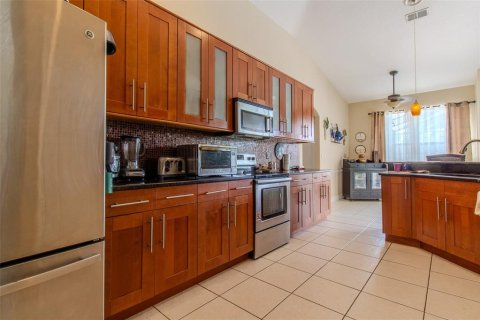 Купить виллу или дом в Палм-Кост, Флорида 4 комнаты, 184.04м2, № 1904648 - фото 10